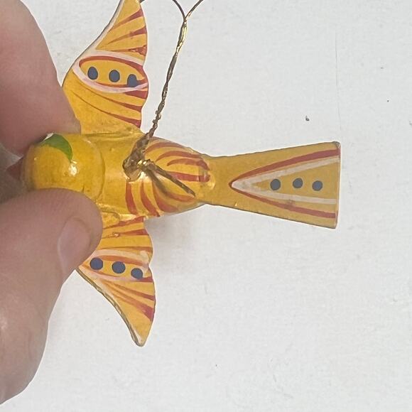 Hand Painted Vtg Wooden Bird Ornament Folk Art Yellow Red Green Holiday Decor - Picture 3 of 12